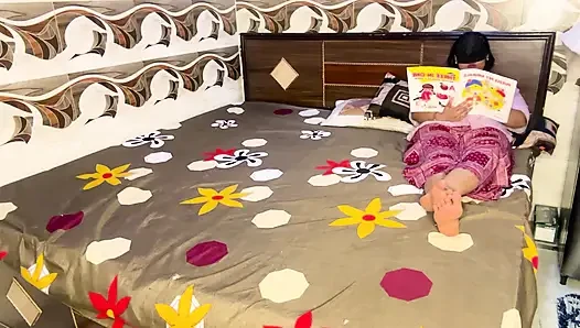 Adik tiri rakhi dientot habis-habisan sambil bugil di rumah