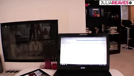 Gadis-gadis hot ini lagi asik ngentot kontol besar sampai dicrot di dalam