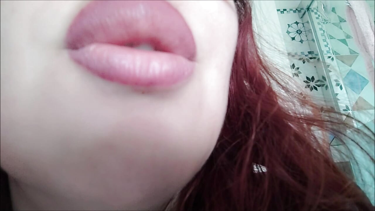 The naughty girl has no rules and says extreme things