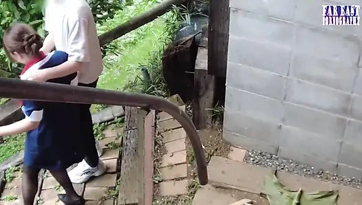 Стройные мега-изгибы согнутые дляшатающиеся задние острых ощущений через парк, лот, на крыше, и в комнате, эпизод 3