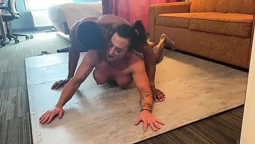 Aksi nakal bobby grey vs kandylegs si pecundang yang lagi bugil dientot habis-habisan