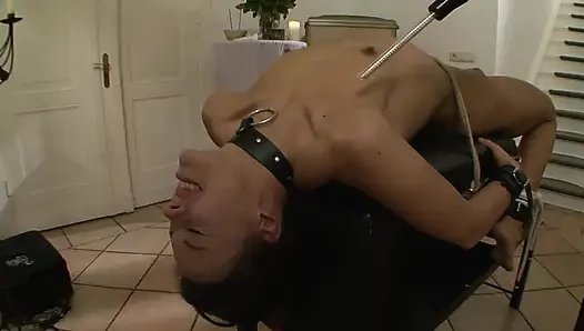 BDSM Teen - OMG She like it rude