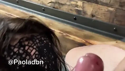 Nyepong kontol di jacuzzi