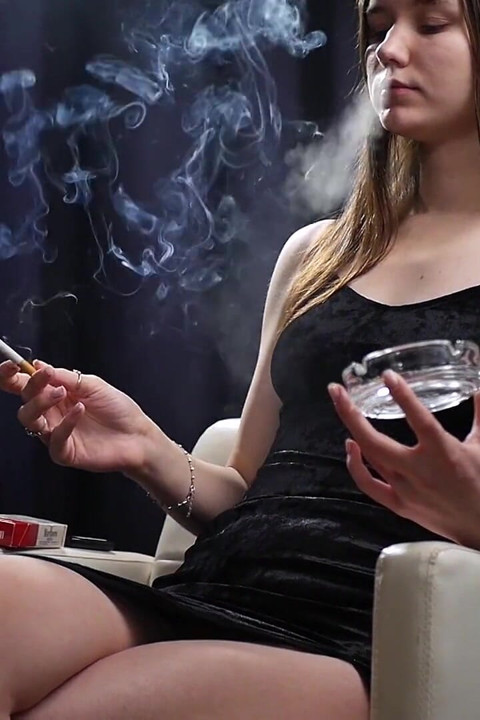 Sexy Studio Smoke Mood Elegant Brunette Vibes