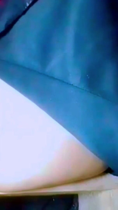 Sister-in-law tried hard but could not find the penis.  Then why quench your pussy's lust with radish? Beautiful hot pussy.  Aft | Clip 1