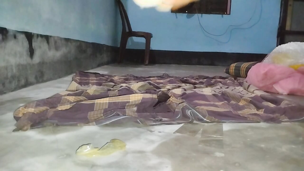 Young sexy Sumon fucking a sex toy her big panis entered very hardly