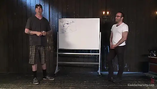 derinlerde: cihaz esareti. Kamera Arkası