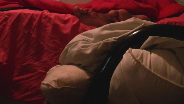 PURPLE TOES SLEEP FUCK