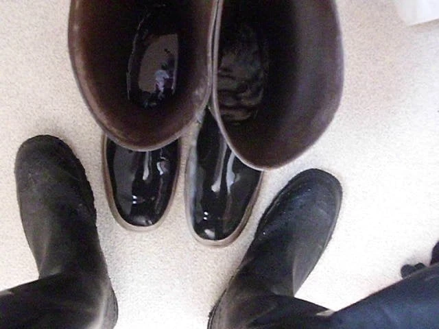 Pissing in wellies