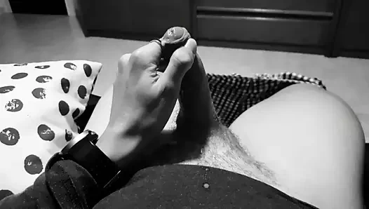 B&W