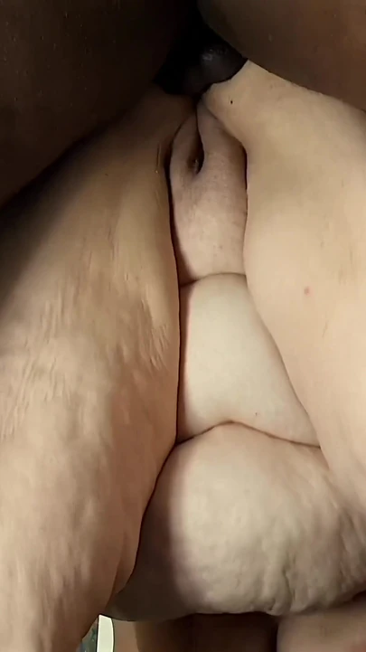 Känslosamt ögonblick från "Den här kvinnan vet verkligen hur man får den här svarta mannen att stöna högt &cum hårt som fan - Jamdown26 STOR FET PORR - hetaste sammanställning"