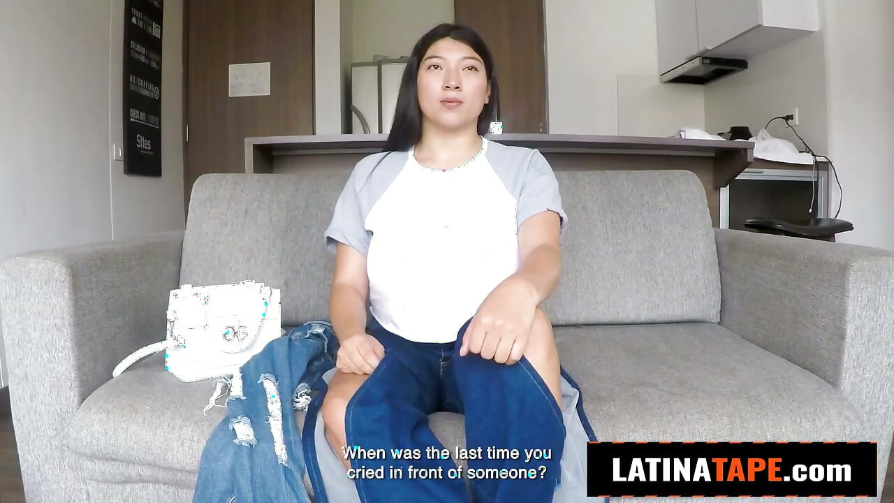 이 아시안 라티나가 캐스팅에 진지하게 들어왔는데... 결국 도기 스타일로 박았어