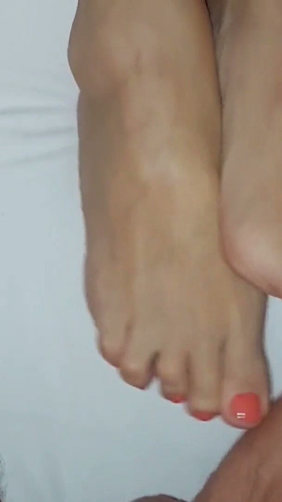 Amateur blonde mature wife enjoys massage sex | Clip 2