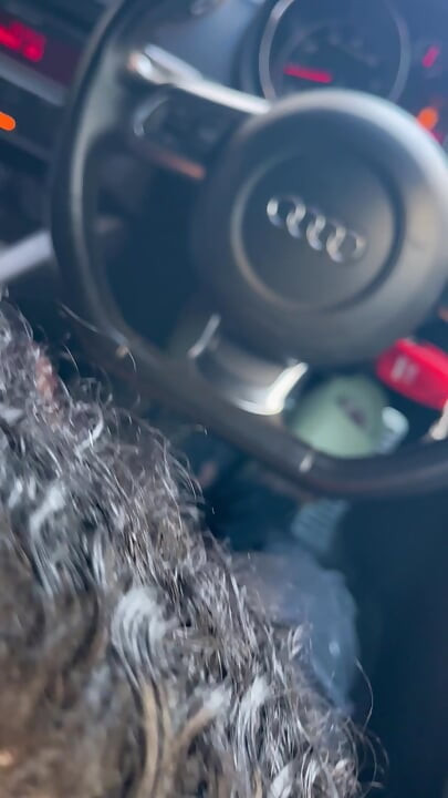 Halsfick blowjob im audi TT