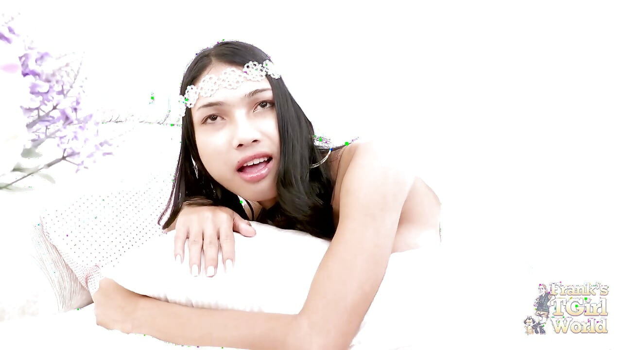 Gorgeous ladyboy bride Peach