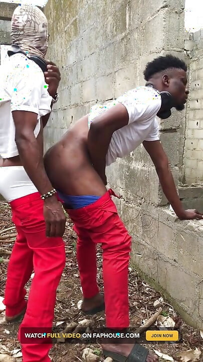 Senior Prefect Fucked Me in an Uncompleted Building