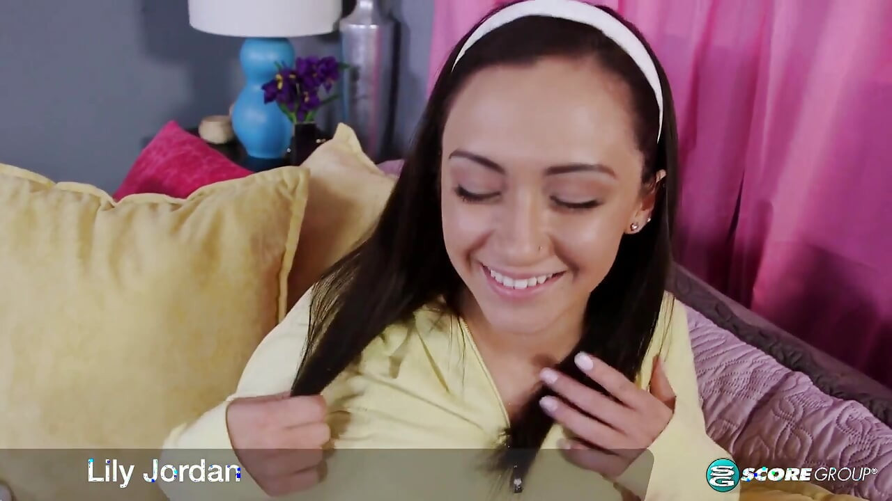 Lily Jordan: I'll Show You Mine if You Show Me Yours