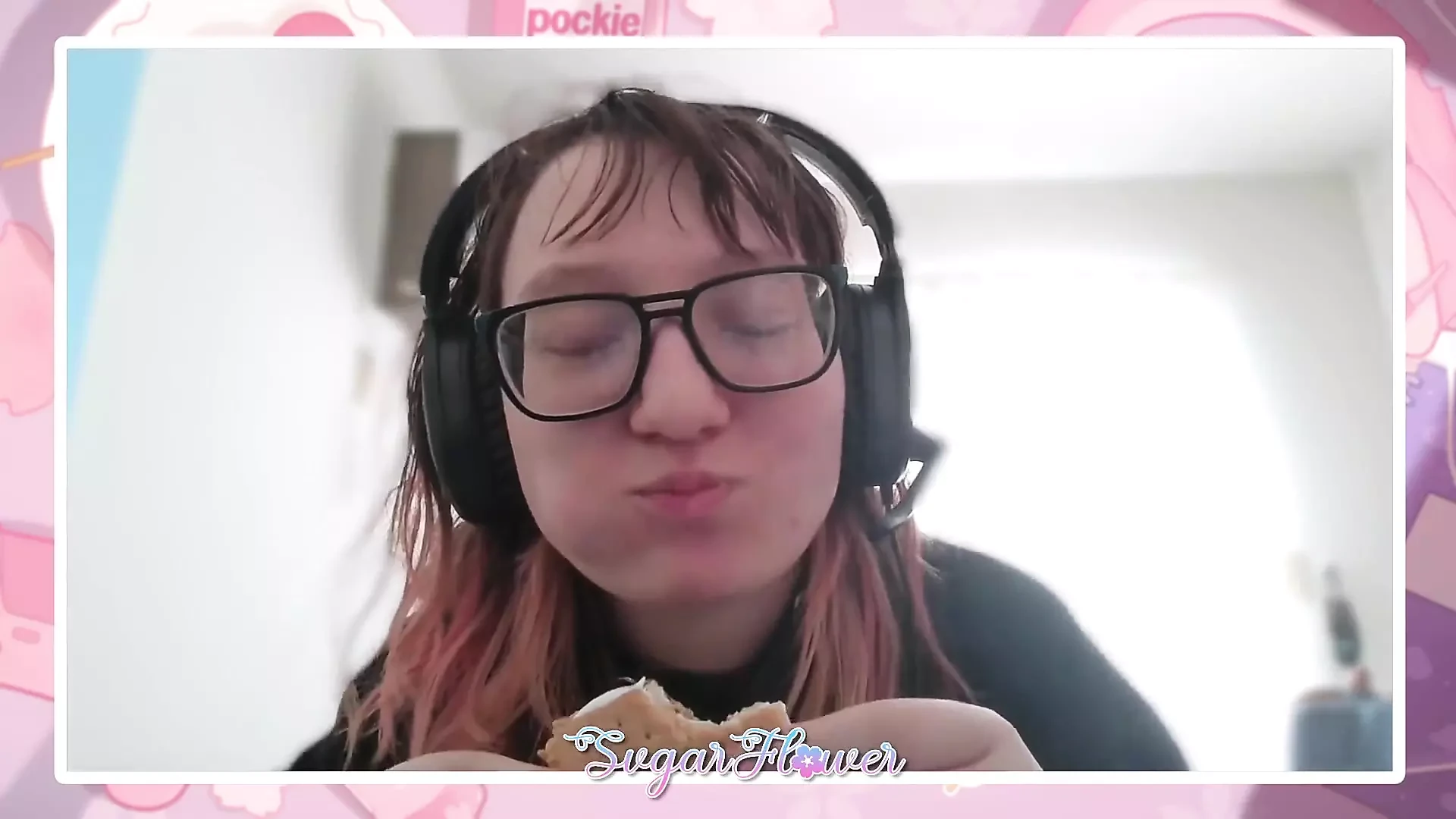 กิน Gooey Smores! Asmr Chewing