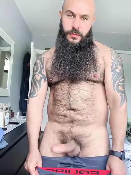 hot long bearded gay plays