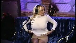 Pamela anderson roupa quente