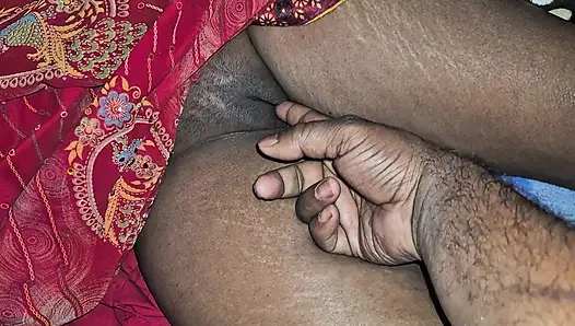 Schwarze muschimassage mit Öl und hartes verdammtes indisches bhabhi