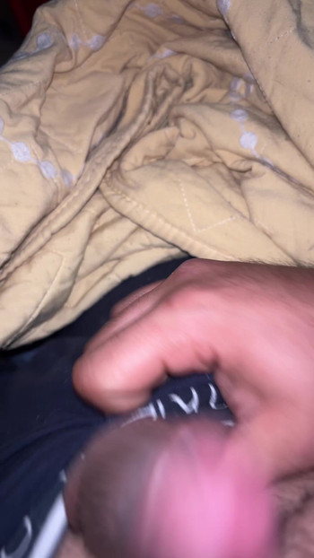 お尻を触って