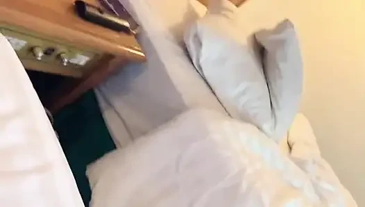Invite hotel guests to ngewe, have sex until climax