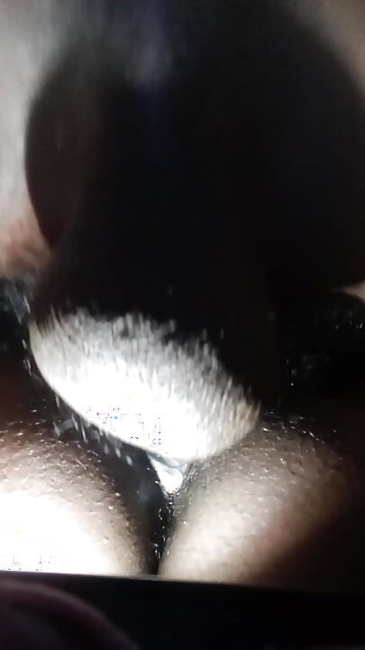 Sri lankan cheating wife fucked by next door man in the morning while i calling her phone