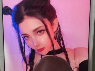 Čínský cosplayer maou cum hold