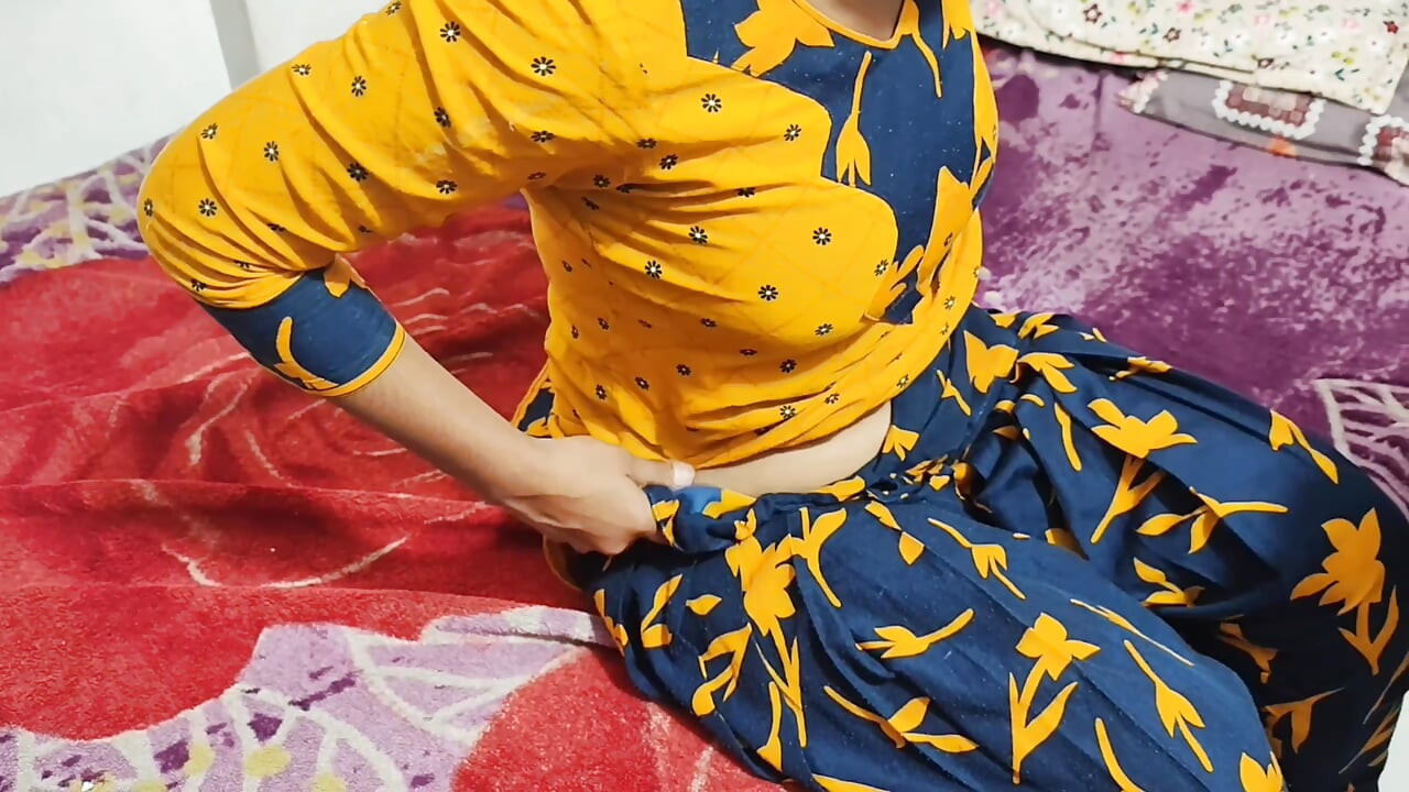 Desi girl has sex with her own teacher in Hindi audio