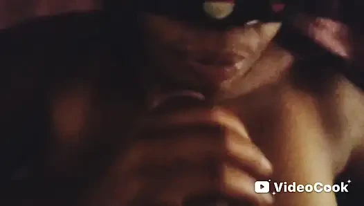 Gözleri Bağlı Thot Emme