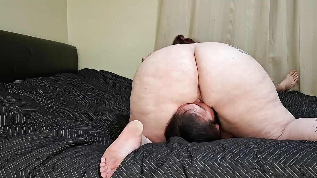 BBW amatør 69 ender med oser av CREAMPIE