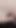 Sarışın etrafta oynuyor ve yakın çekim fışkırtıyor (faphouse'da tam video)