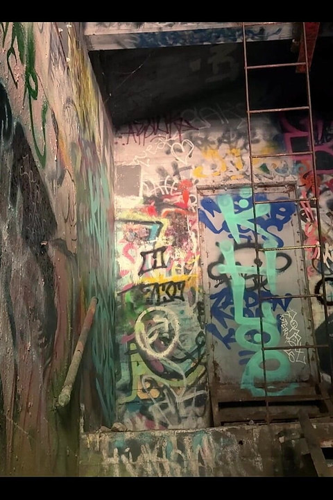 Trans Girl Public Fucking of a Trans Man in an Abandoned Powerplant