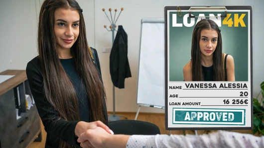 LOAN4K. Banka müdürüne 'merhaba' de... Ve onun yarağını emiyor
