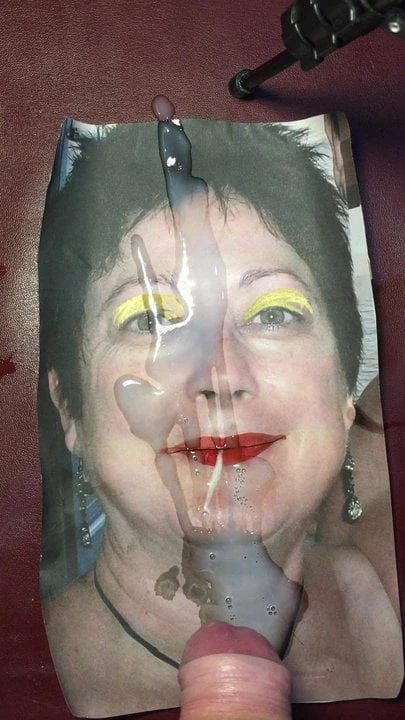 Rosa, tributo ad una zoccola