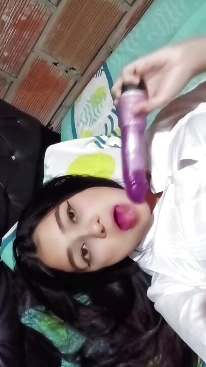 Jebanie cycatej i napalonej dziewczyny mojego przyrodniego brata