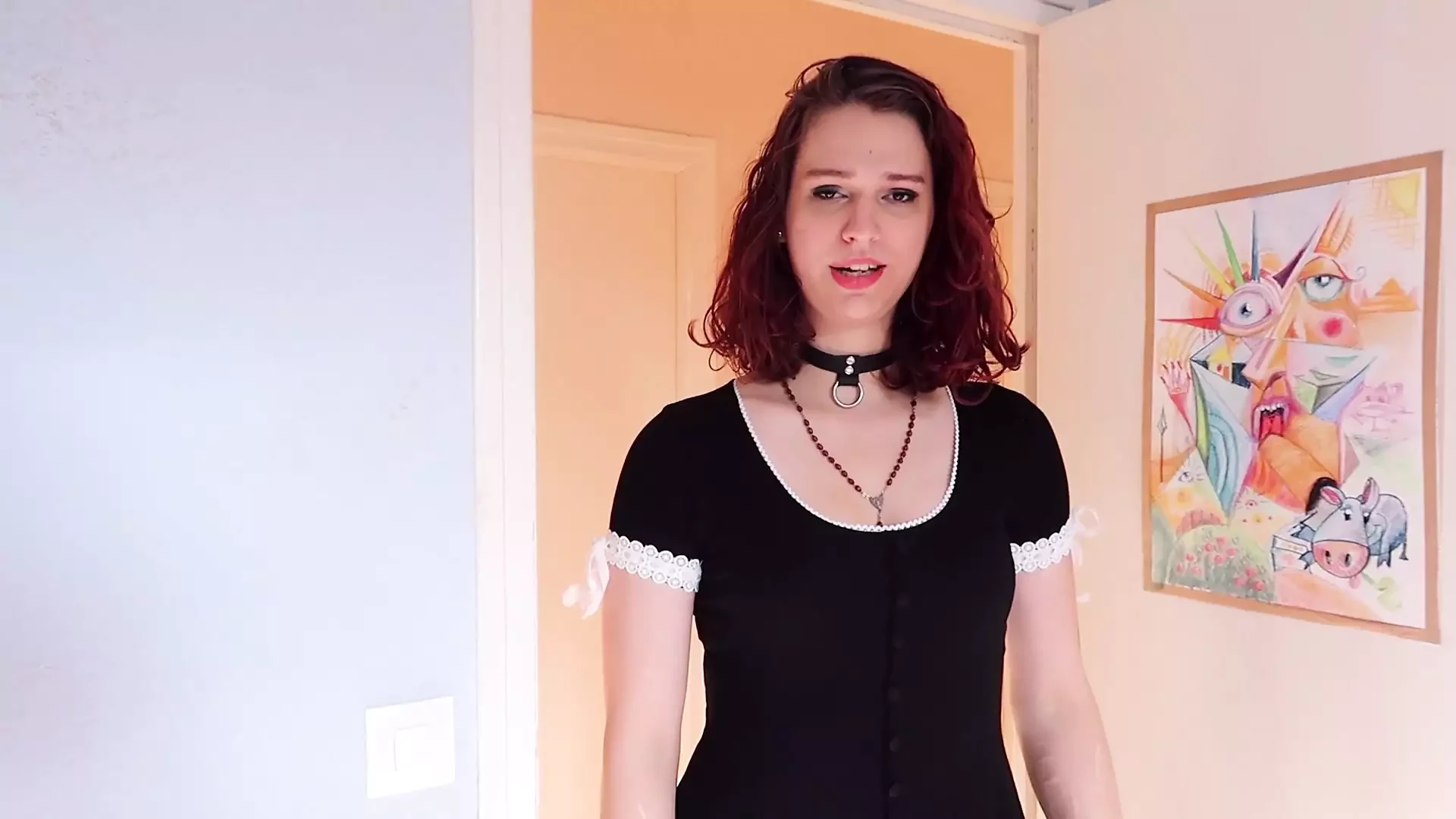 Adorarea pulii duminicale - adorabila soție transsexuală venerează pula soțului ei