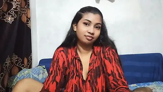 Adik ipar India dengan wajah penuh ipar berselingkuh romantis dan bercinta di rumah menikmati videoku