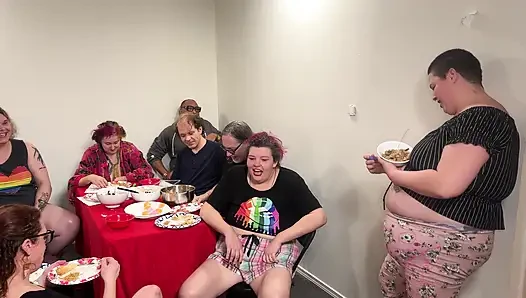 Middle Finger To Fatphobia - Cliff Media Productions