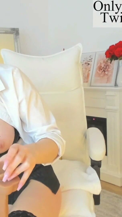 Your Sex Teacher learned you today how to cum in your mouth. Squirt CEI. | Clip 1