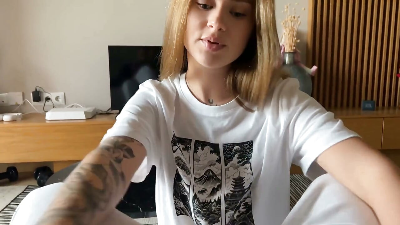 She Really Wants a Cock Inside Her!