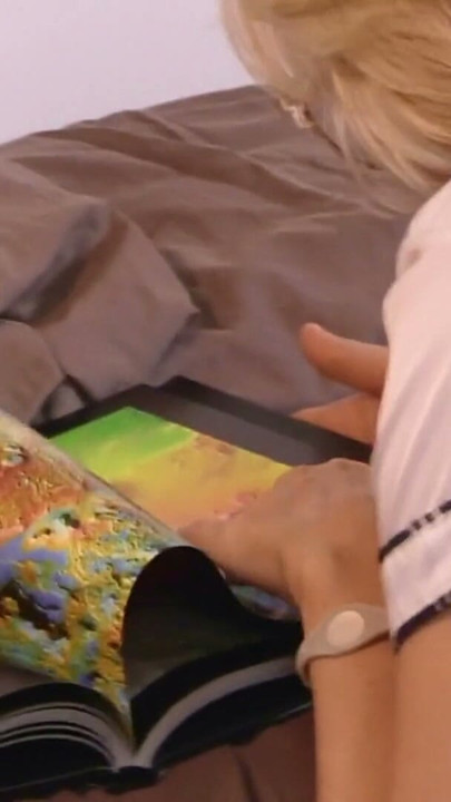 Éjaculation pendant le pegging après le sexe à la maison | Clip 1