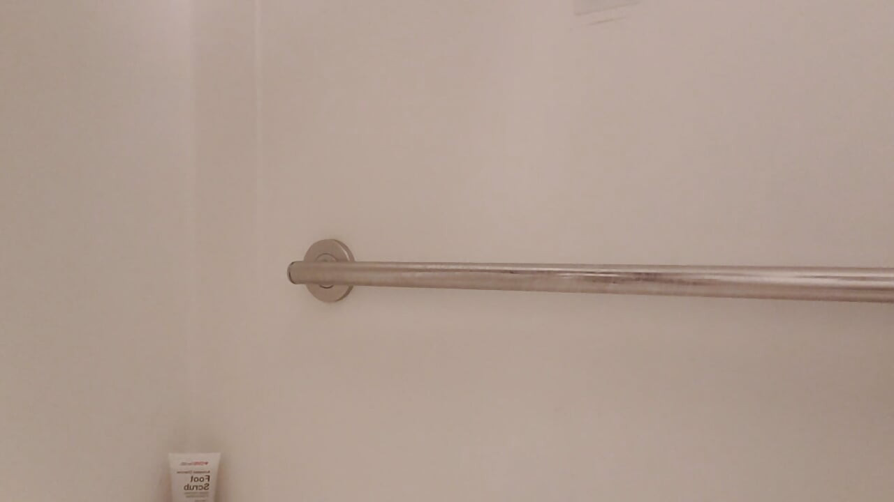 Watch me cum in the shower