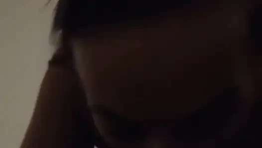 Ateşli Sırp Orta Yaşlı Seksi Kadın Molada Sikimi Emiyor