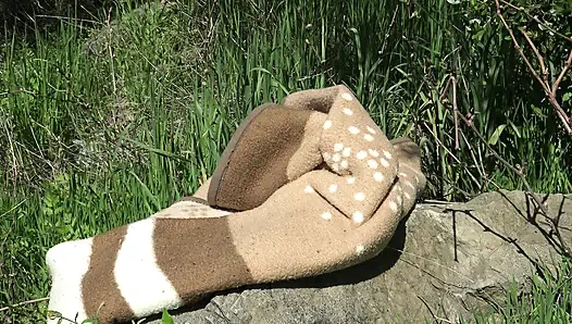 Американская милфа хочет твою сперму в ее волосатую киску - пожалуйста, трахни меня на улице на публике