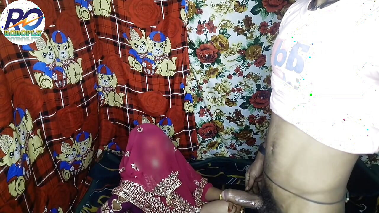 Desi seksi mausi ne ghori banakar apni hi sauteli bahan ke sautele bete ko choda aur use god men uthakar lnd ko ti men dal diya