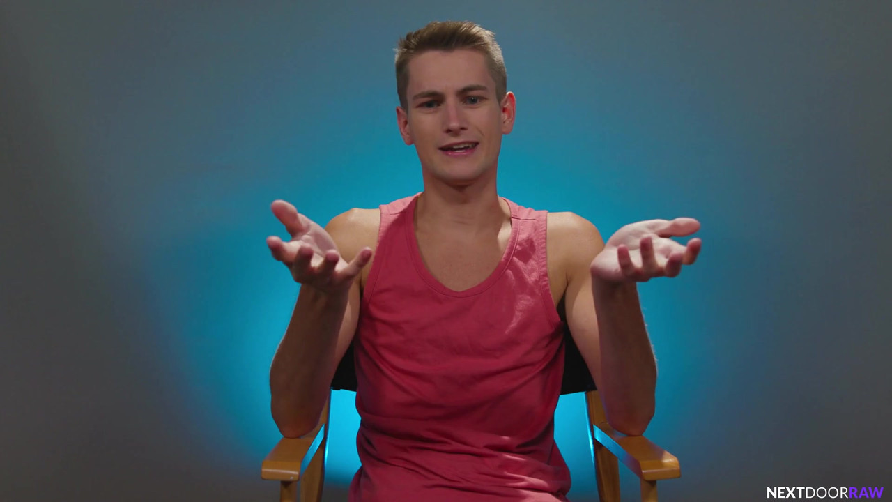 华丽的twnk性感翻转乱搞现实生活中的tatted BF大屁股