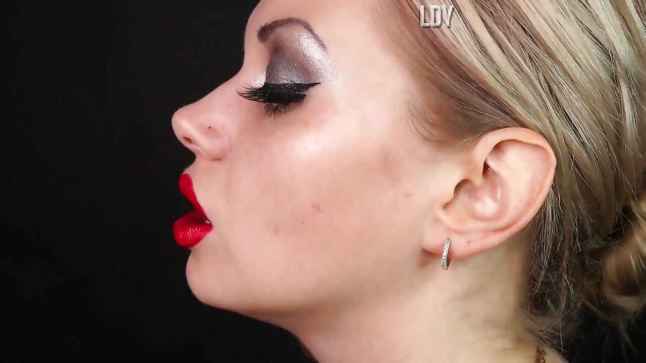 Gentle Giantess Playfully Threatening Devour! Mouth & Lips Fetish! (custom)