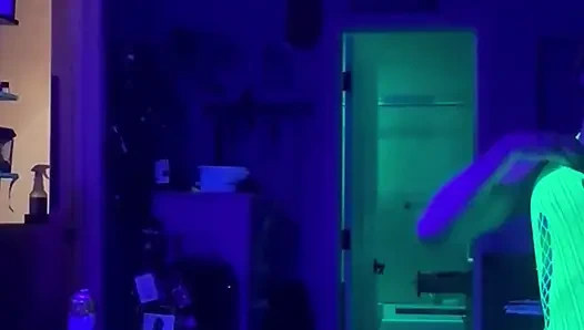 Zoey portland dientot habis-habisan sama kontol besar di klub malam